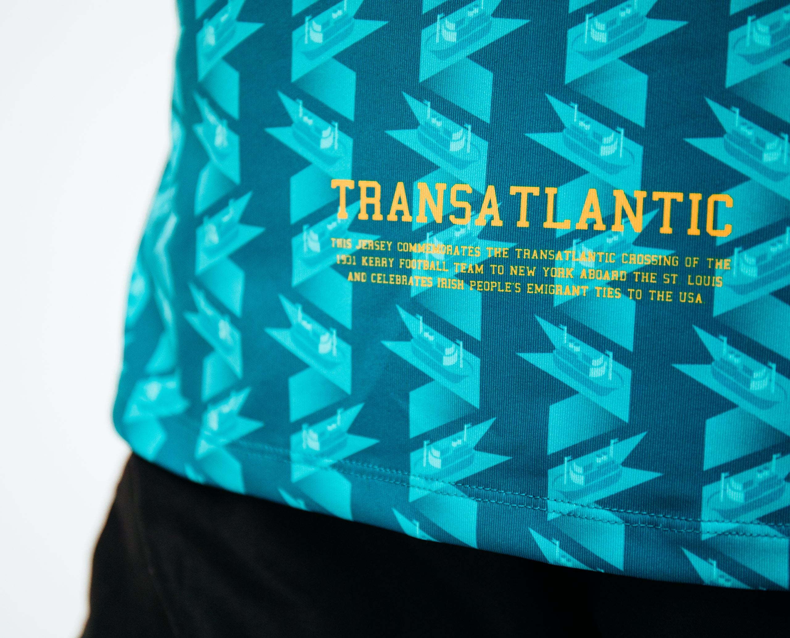 Transatlantic Print Long Sleeved