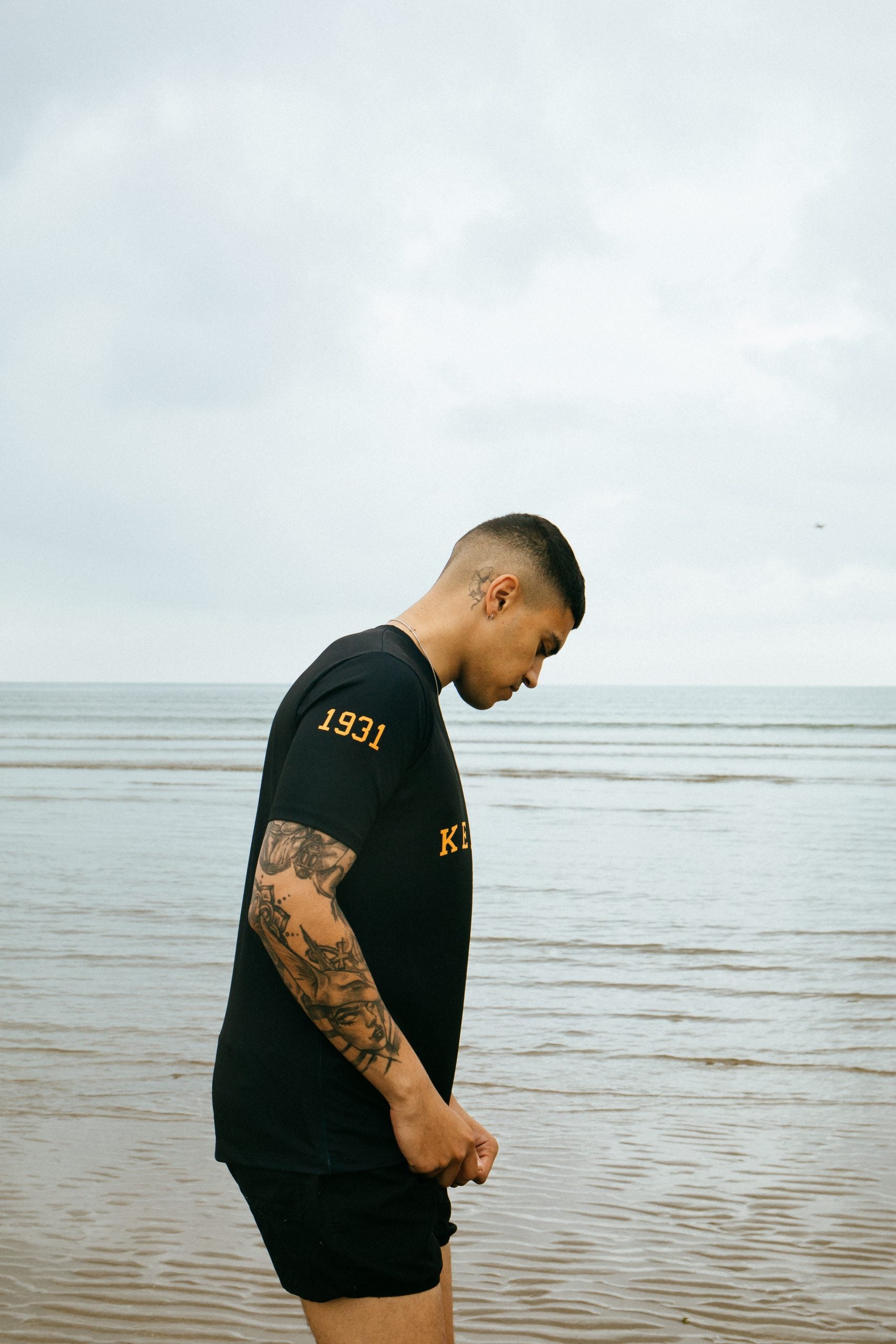 TRANSATLANTIC black short sleeved jersey