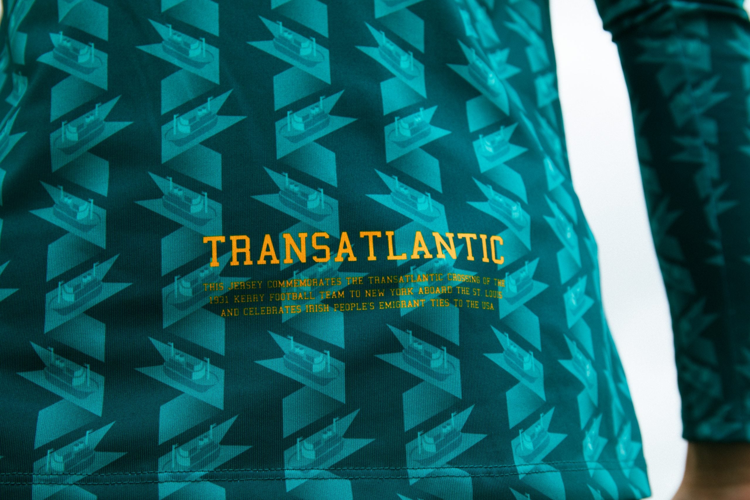 Transatlantic Print Long Sleeved